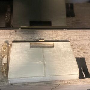 Fashniova white purse